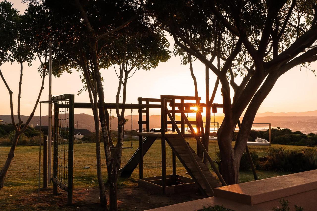 Pezula Nature Retreat Knysna Luaran gambar Playground at the beach