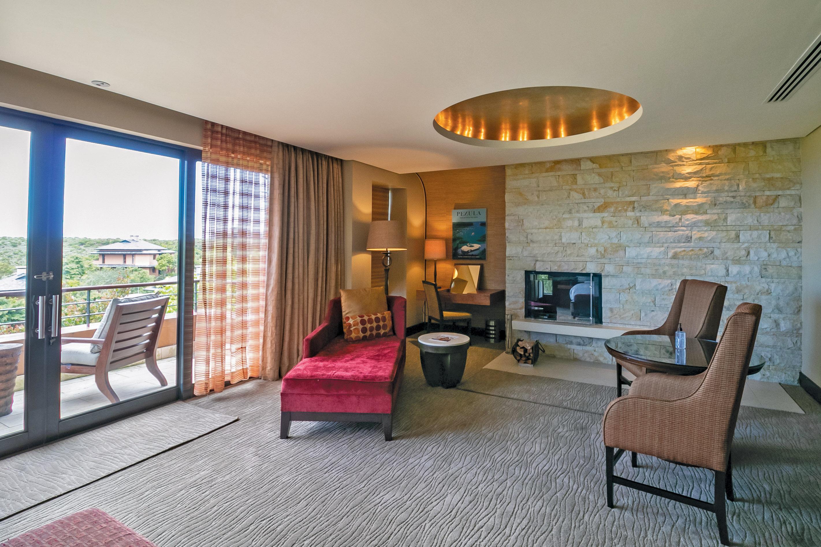 Pezula Nature Retreat Knysna Luaran gambar A suite at the Wynn