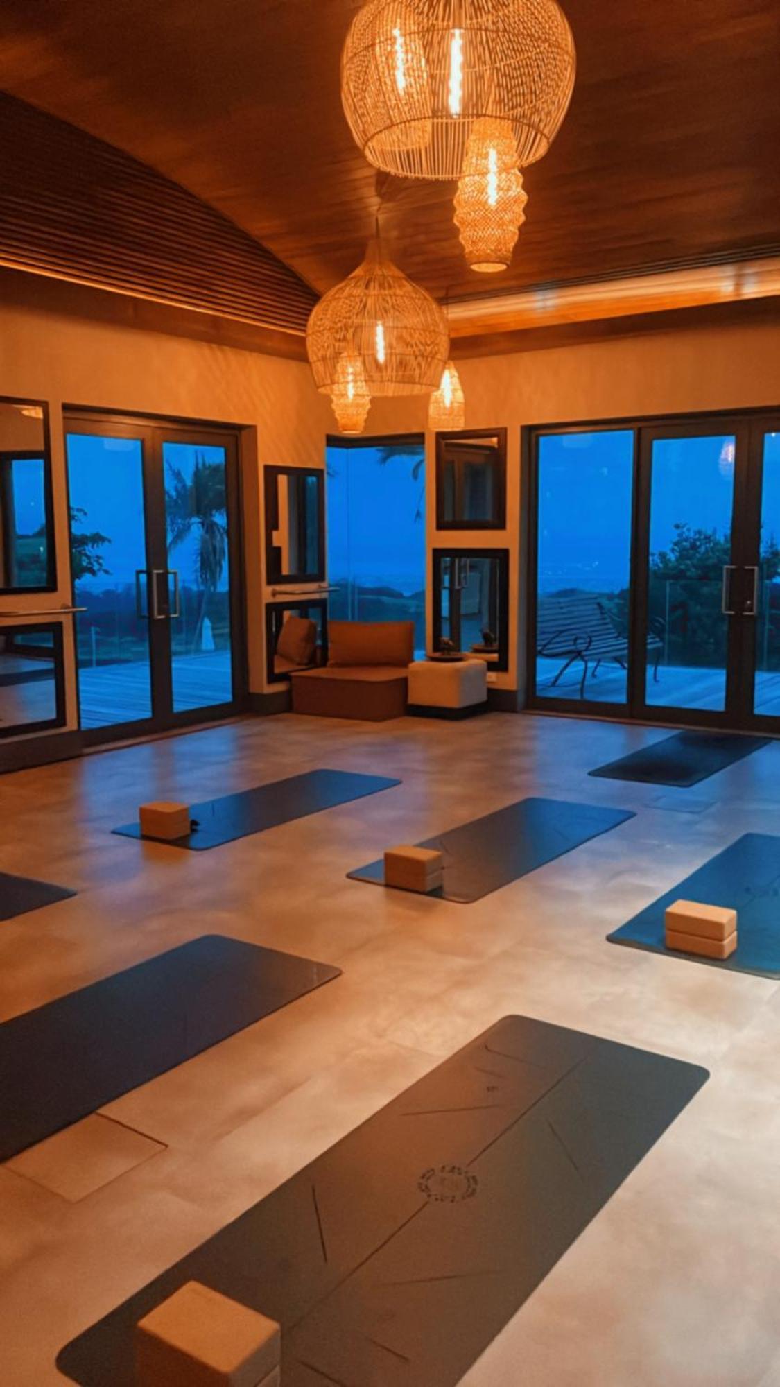 Pezula Nature Retreat Knysna Luaran gambar A yoga studio